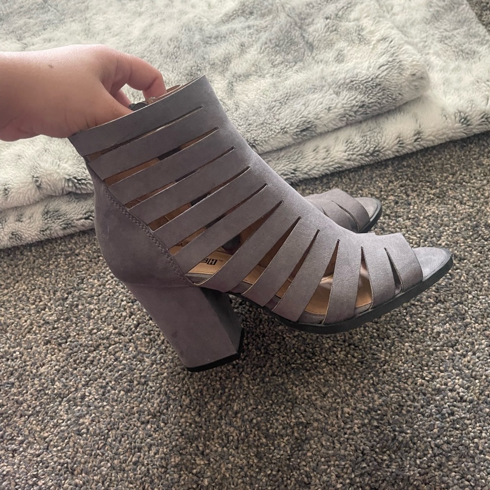 High hells sandals